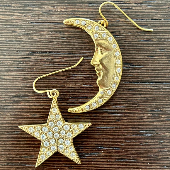 Vintage Jewelry - VTG Star and Moon Rhinestone Earrings, gold color